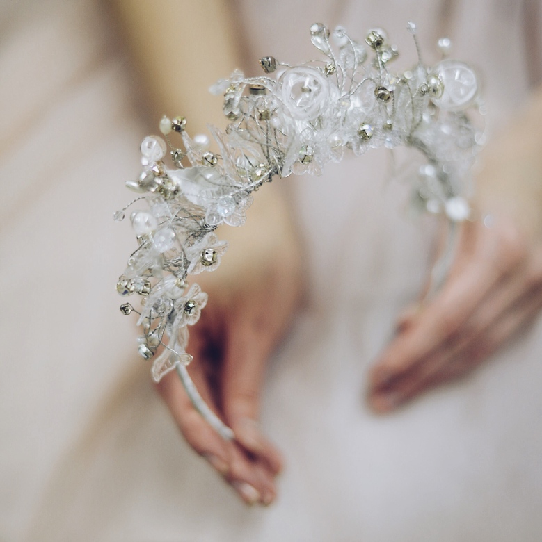 Корона из коллекции "Стеклянные цветения" Miranda