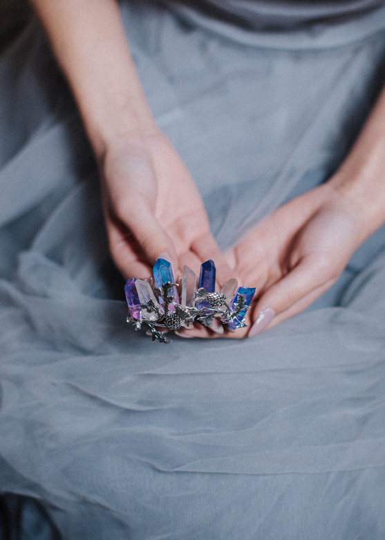 Кристальная корона MEERA из коллекции Кристальные Мифы