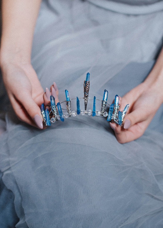 Кристальная корона LYSA из коллекции Кристальные Мифы