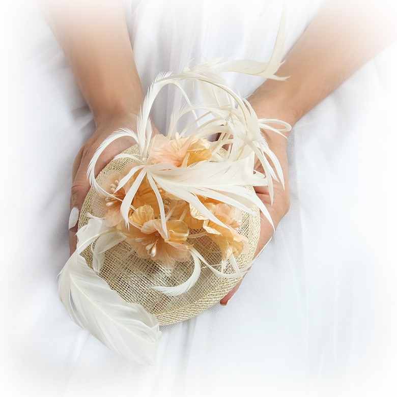 Шляпка для скачек Гелла