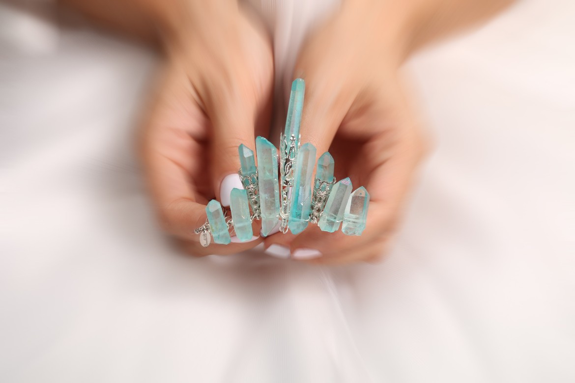 Кристальная корона Greeny из коллекции Кристальные Мифы