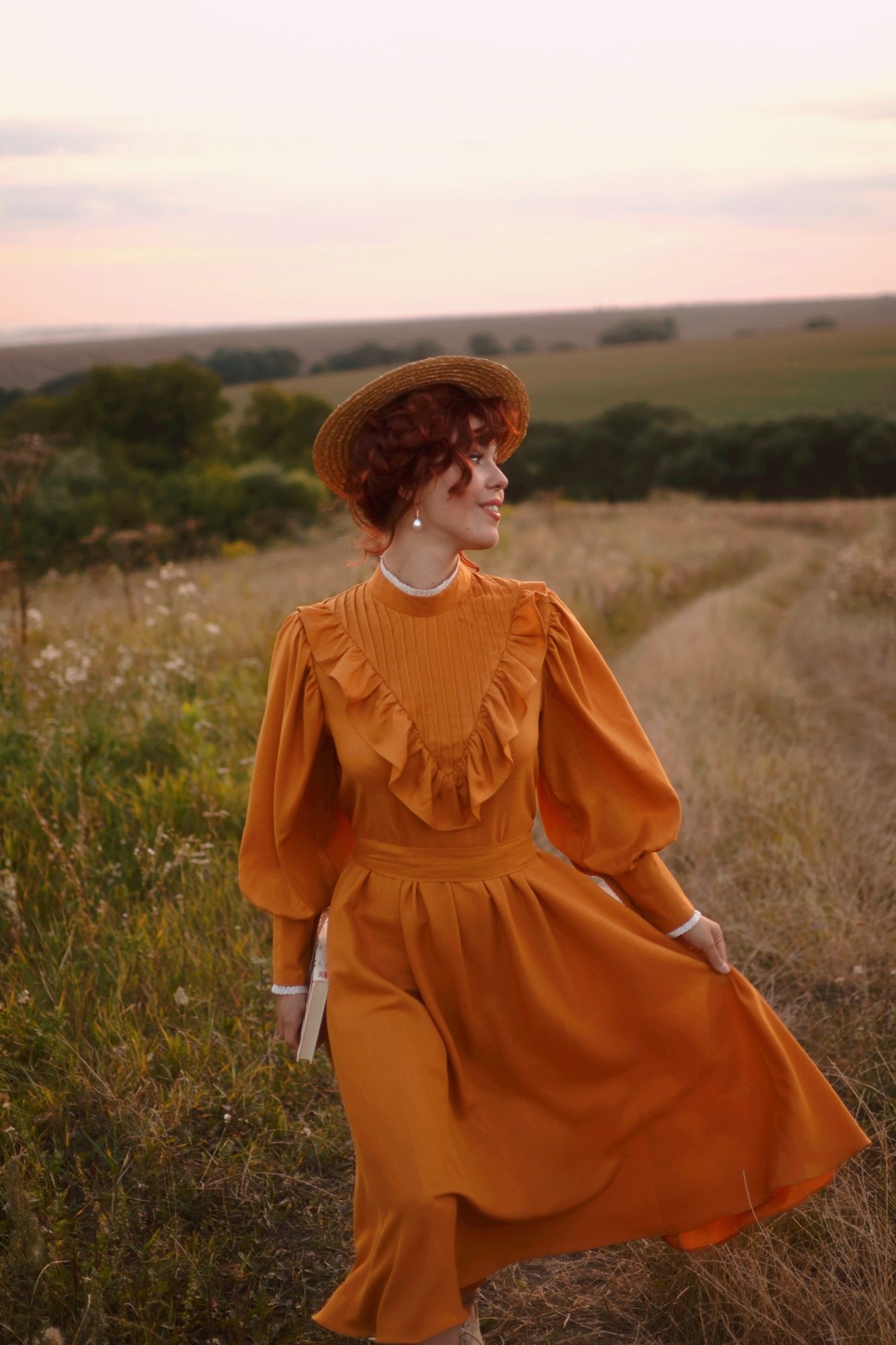 Mirabils dress in Pumpkin color