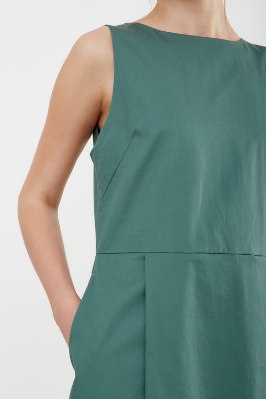 Сарафан с вырезом