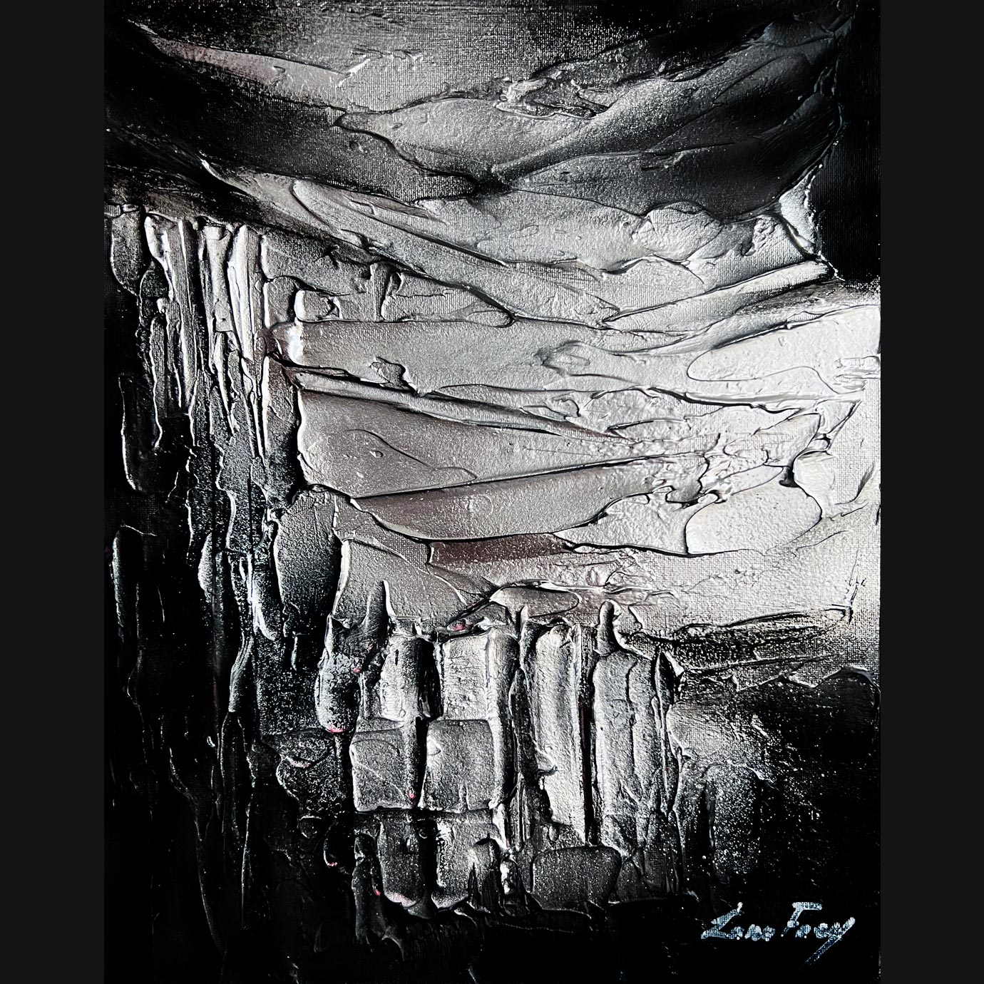 Colour variety trapped in icy sound